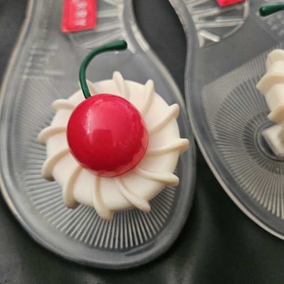 Katy Perry Clear Jelly Geli Cherry Flip Flops Sandals Shoes Pvc Sz 6 US - Picture 7 of 9